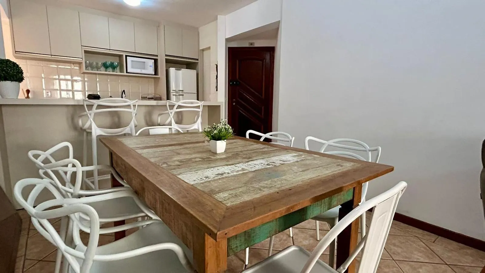 Διαμέρισμα Bombas/ Bombinhas, A 50M Do Mar, Apartamento 2 Quartos, Com Churrasqueira Na Sacada, Ar E Wi-Fi Βραζιλία